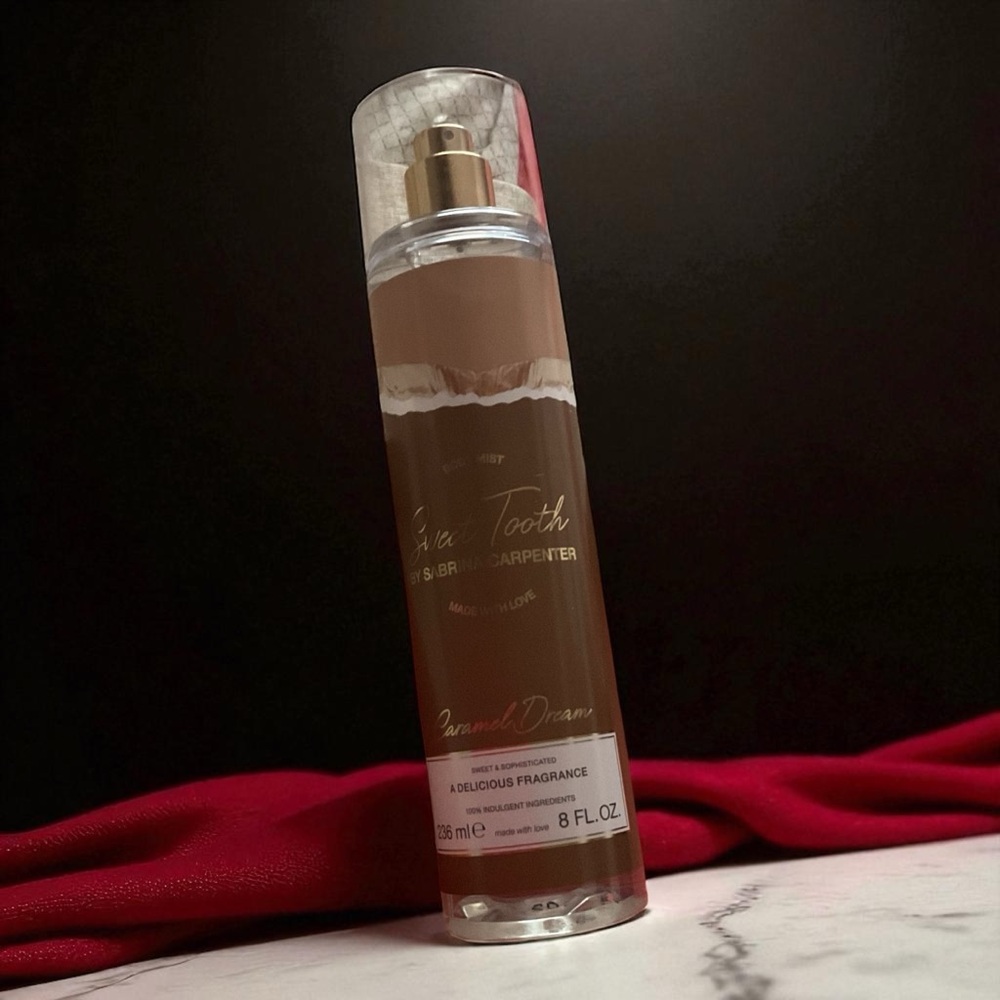 Sabrina Carpenter Sweet Tooth Caramel Dream Fragrance Mist 8 fl oz.